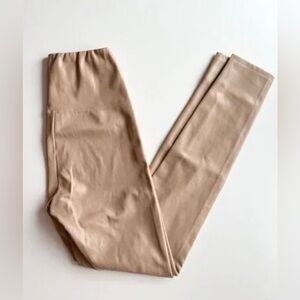 Aritzia WILFRED FREE Daria
Cognac Tan Vegan Leather size medium